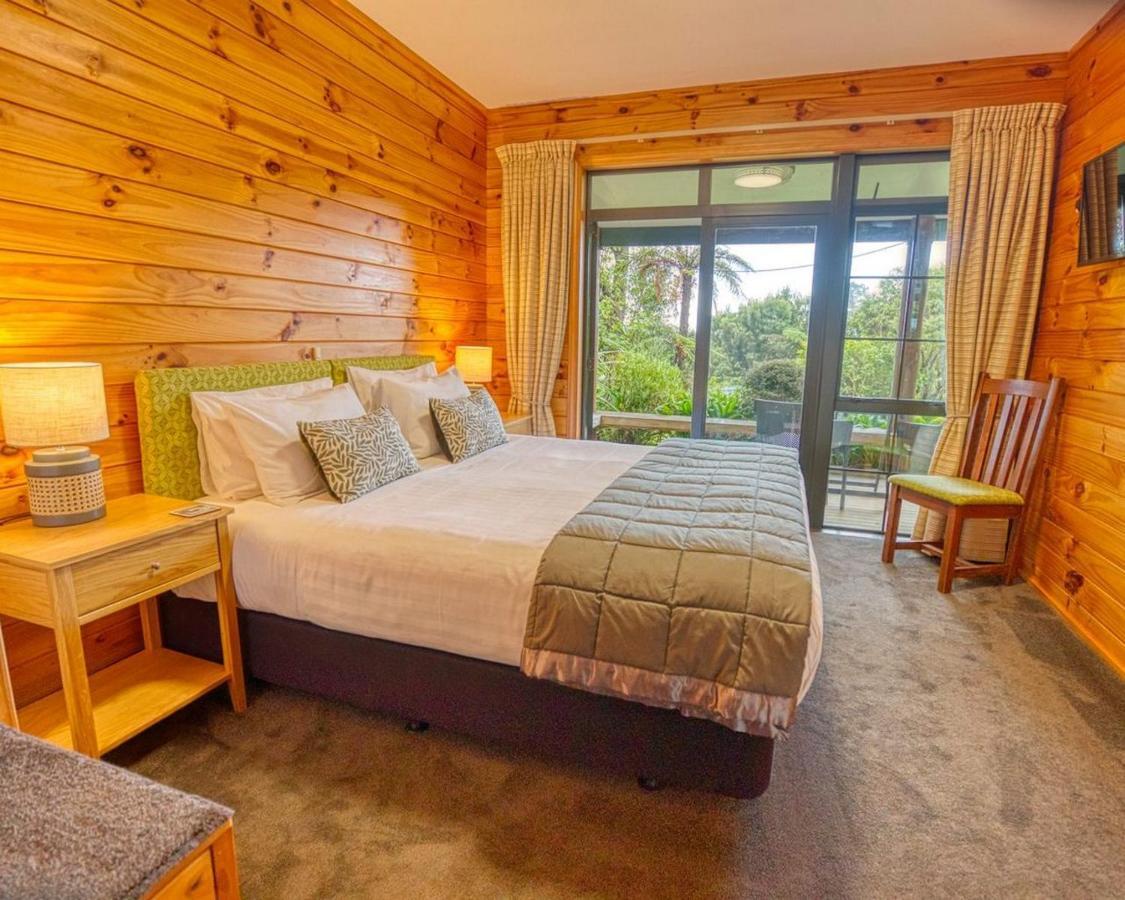 Paparoa Beach Hideaway With Hot Tub Barrytown Εξωτερικό φωτογραφία